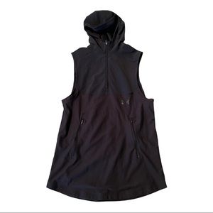 🌵 Black Under Armour Heatgear Fitted Hoodie Vest.